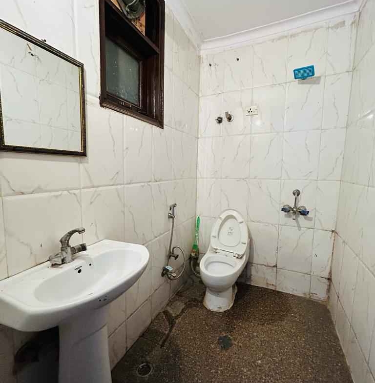 Fully furnished 1 Bed 1 Bath – Apartment for Rent in Saket, Delhi