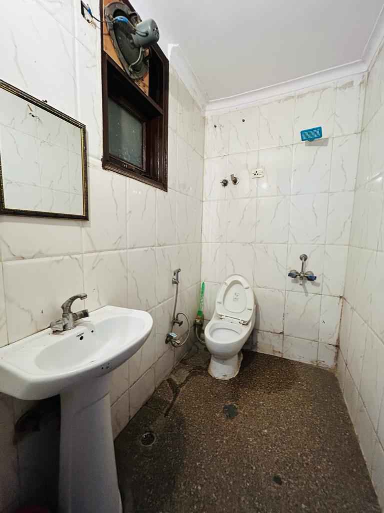 Fully furnished 1 Bed 1 Bath – Apartment for Rent in Saket, Delhi