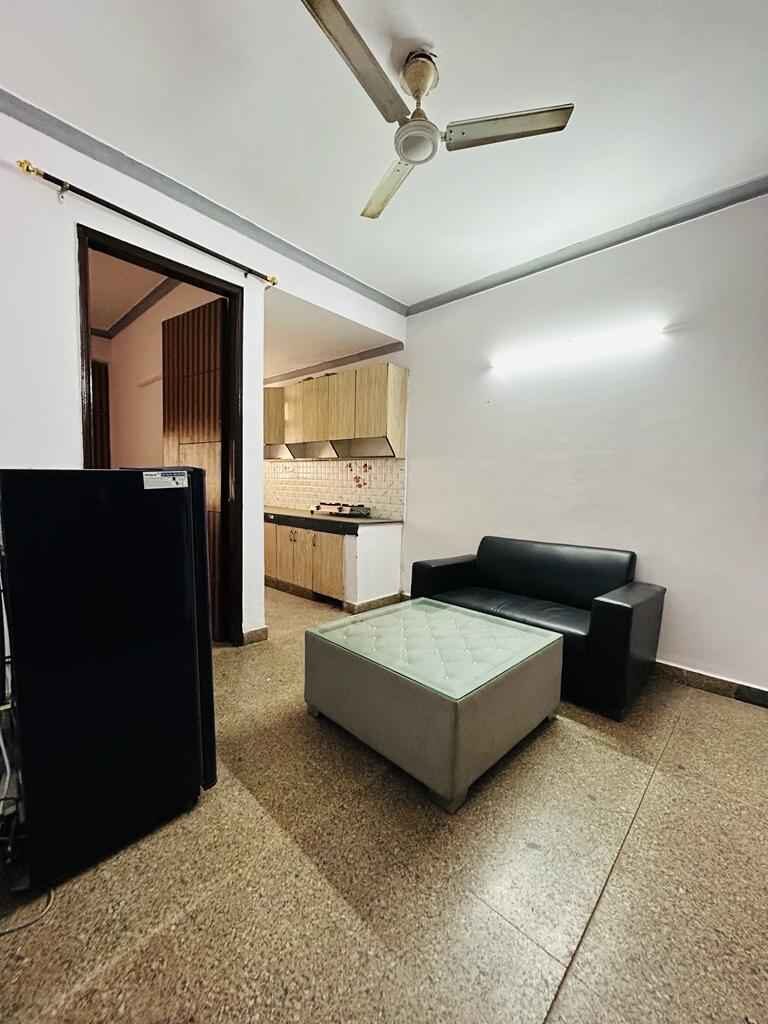 Fully furnished 1 Bed 1 Bath – Apartment for Rent in Saket, Delhi