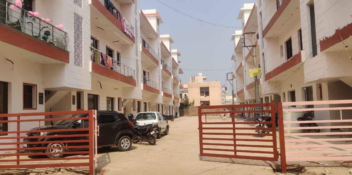 Ready to Move 2 Beds 2 Baths flat for Sale in Mohali