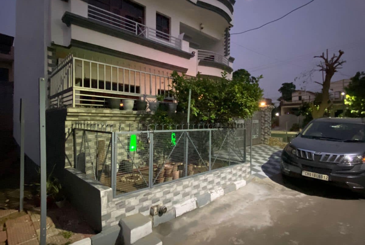 8 Beds 8 Baths big house for Sale in Mohali, Punjab