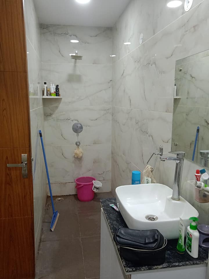 1Bed With balcony Furnished in Sant Nagar east of Kailash Delhi