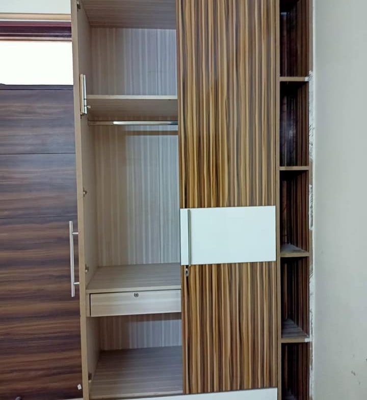 4 beds semi furnished flat available for rent in Saket, Delhi