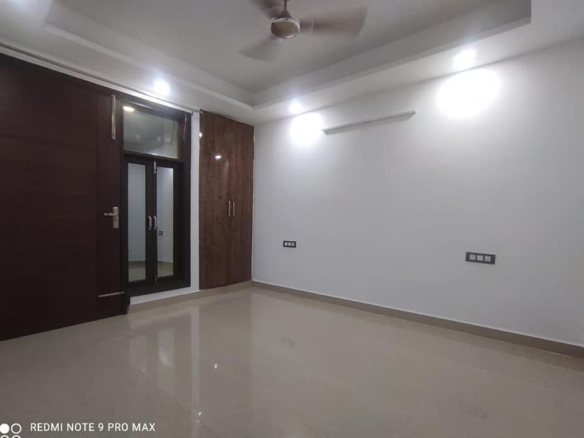 2 beds semi furnished flat available for rent in Saket, Delhi