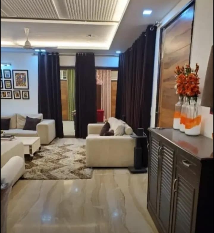 Ready to Move 3 Beds 3 Baths flat for Rent in Chattarpur, Delhi
