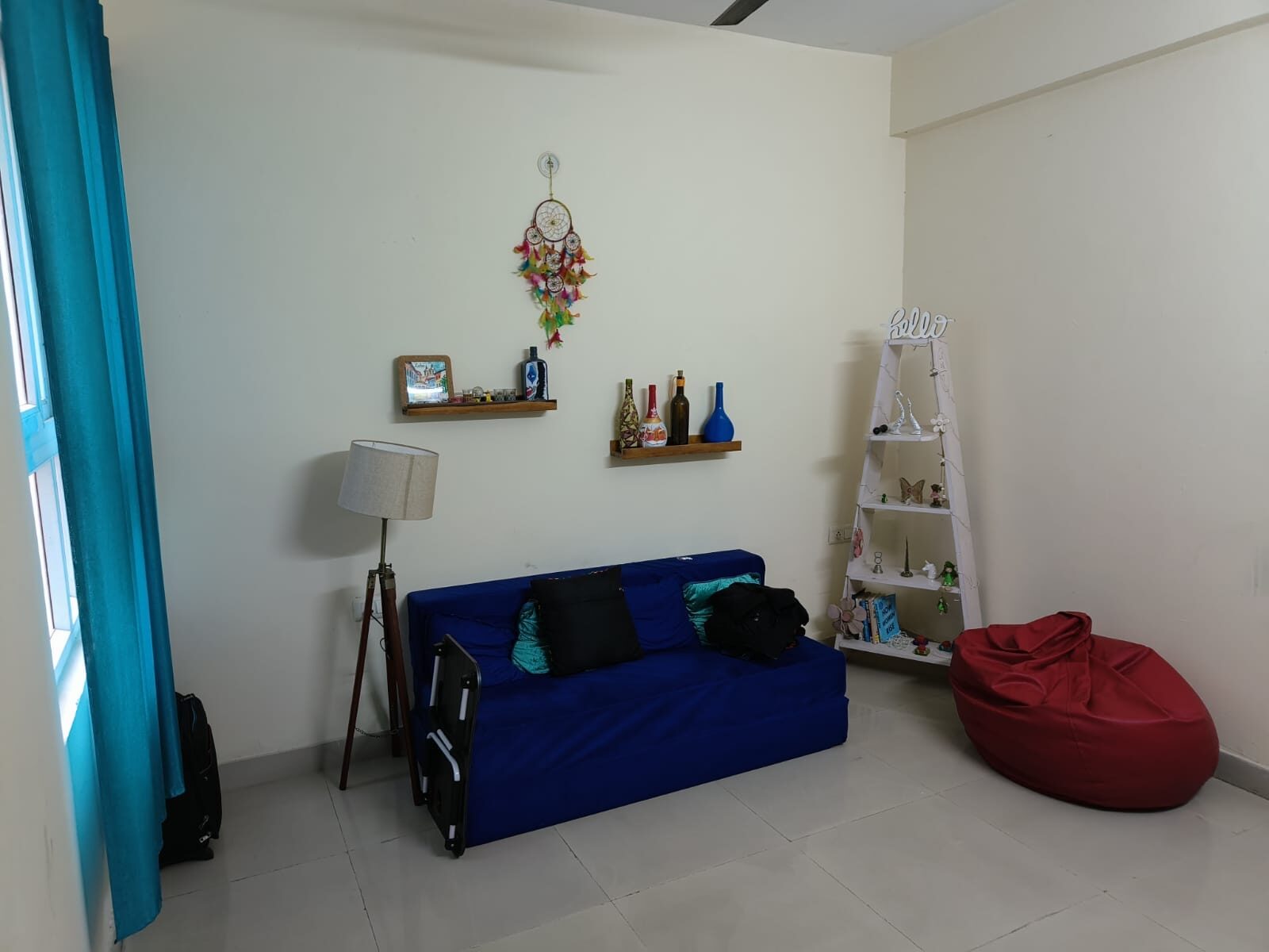 2 Beds 1 Bath for sale in Gaur city 2, Noida UP
