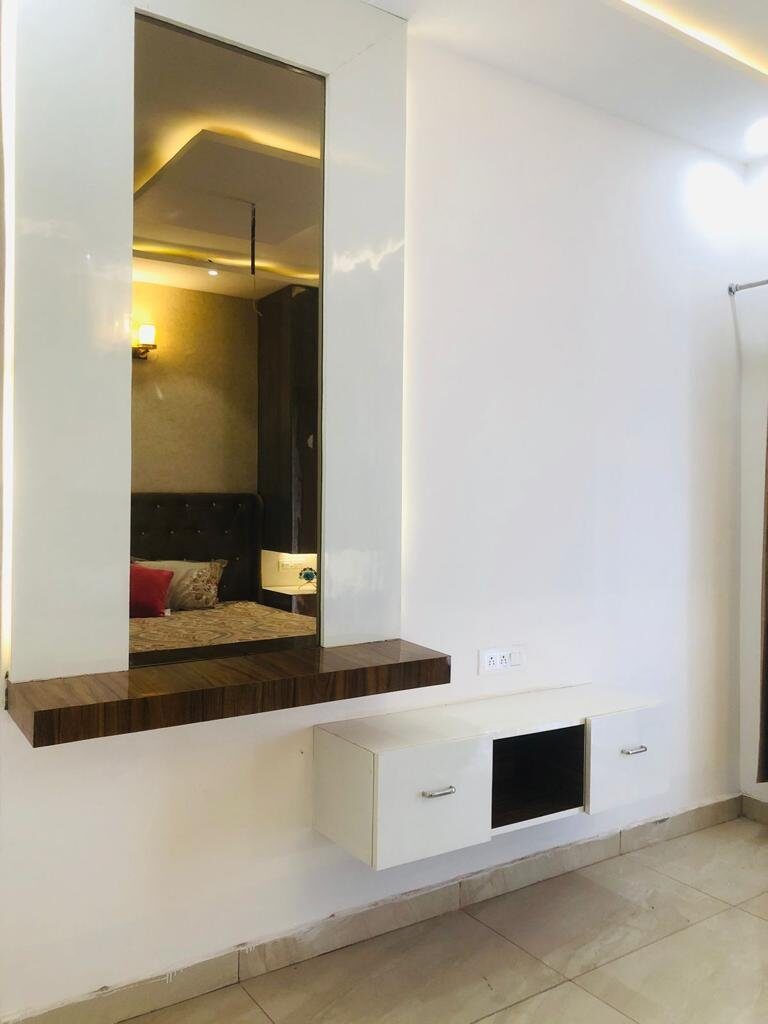 rh4 Furnished 2 Beds 2 Baths Apartment for Sale in Mohali, Punjab