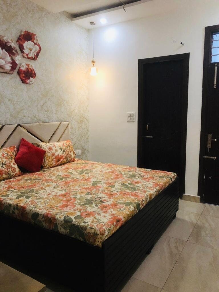 rh6 Furnished 2 Beds 2 Baths Apartment for Sale in Mohali, Punjab