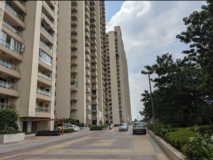 Semi furnished 3 Beds 3 Baths flat for Sale in Noida extn. UP