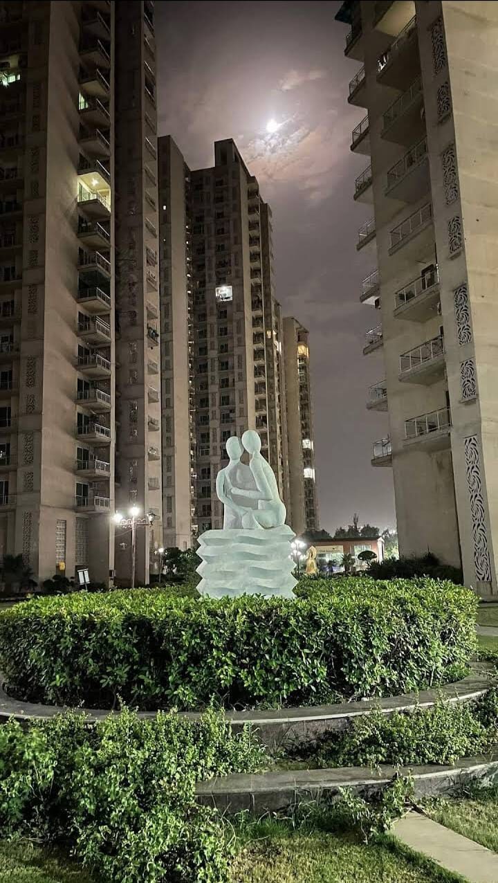 Semi furnished 3 Beds 3 Baths flat for Sale in Noida extn. UP