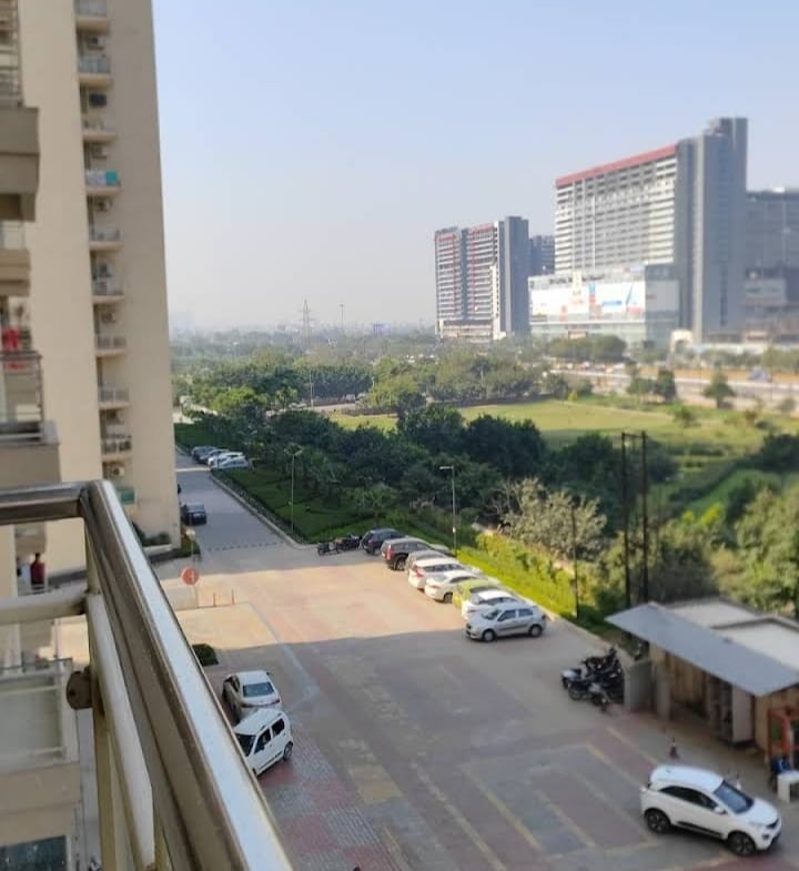 Semi furnished 3 Beds 3 Baths flat for Sale in Noida extn. UP