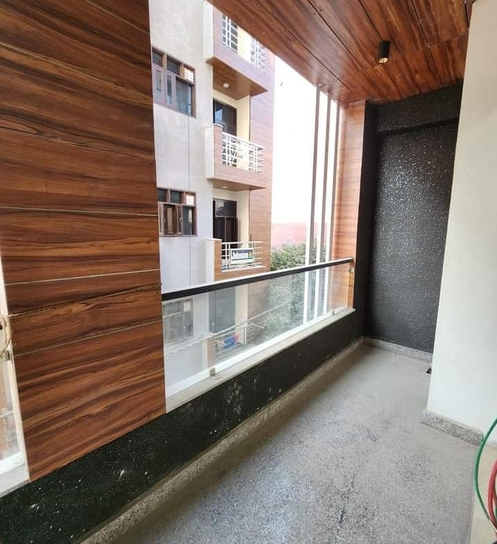 3 BEDS 3 BATHS BRAND-NEW FLAT AVAILABLE ON RENT IN CHHATARPUR, DELHI