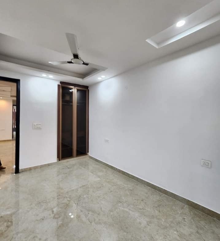 3 BEDS 3 BATHS BRAND-NEW FLAT AVAILABLE ON RENT IN CHHATARPUR, DELHI