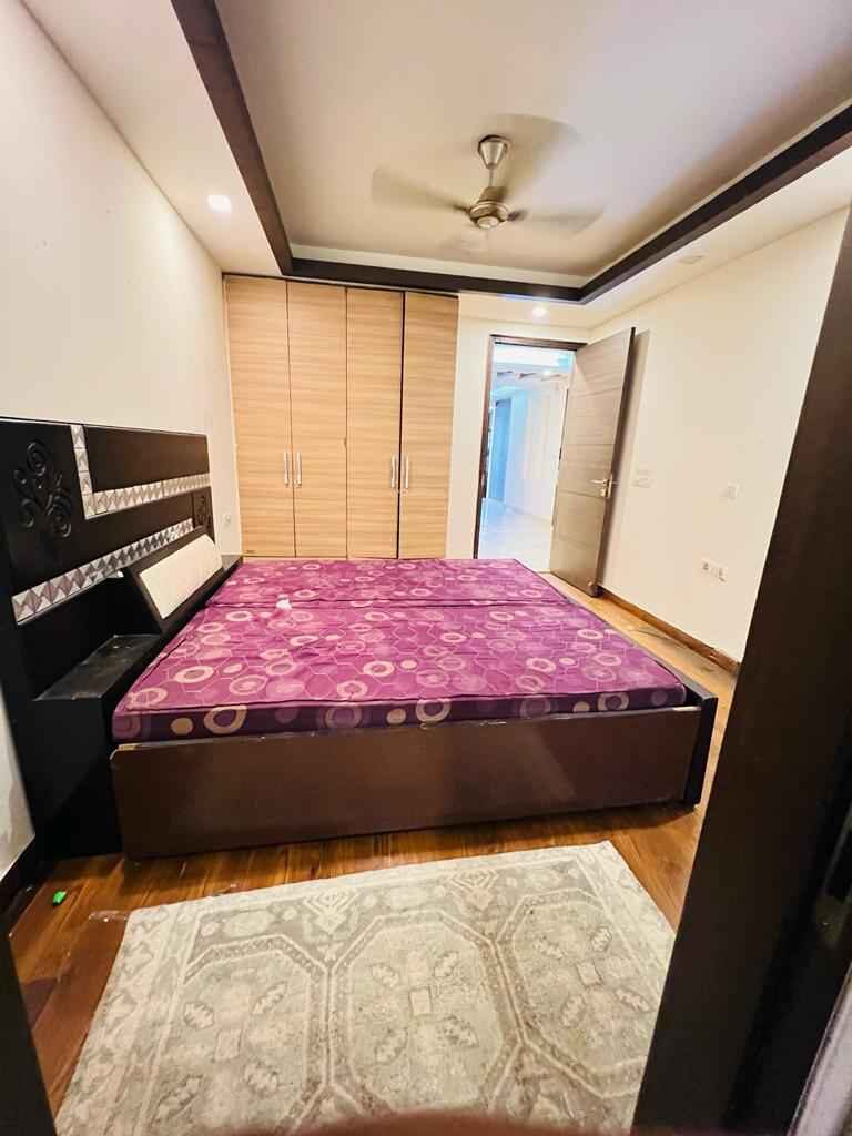 sa1 Beautiful Fully furnished 3 Beds 3 Baths – Apartment for Rent in Delhi