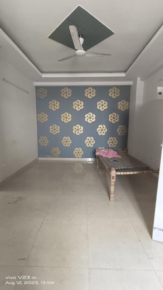 sg1 Ready to Move 2 beds 1 bath for Sale in Noida, UP