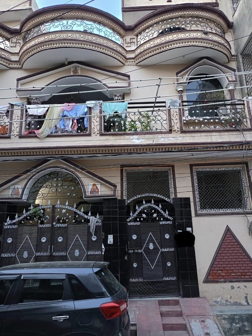 shubh 4 Beds 4 Baths Double storey building for sale in Jyoti Park Delhi