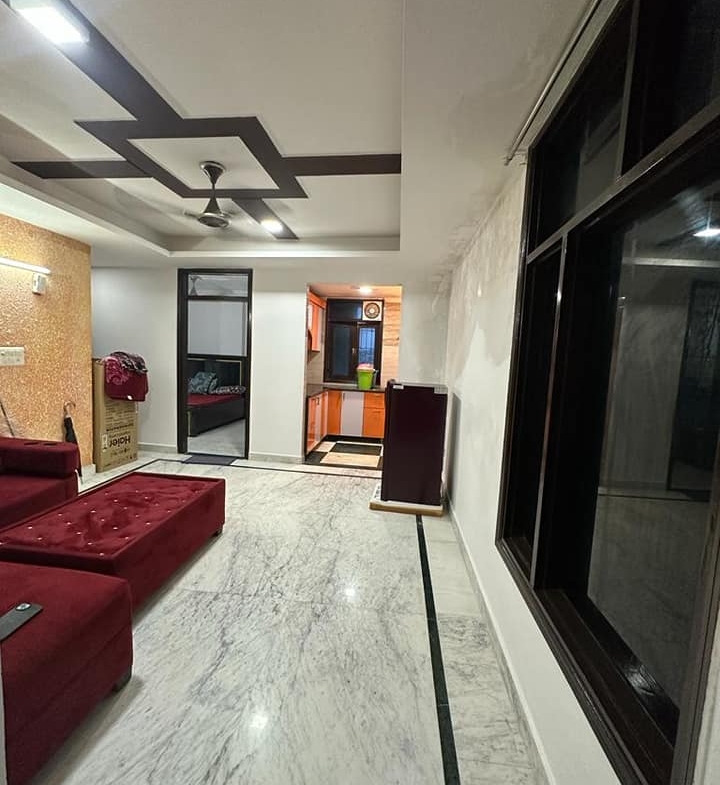 2BEDS FURNISHED FLAT FOR RENT IN SAKET AREA