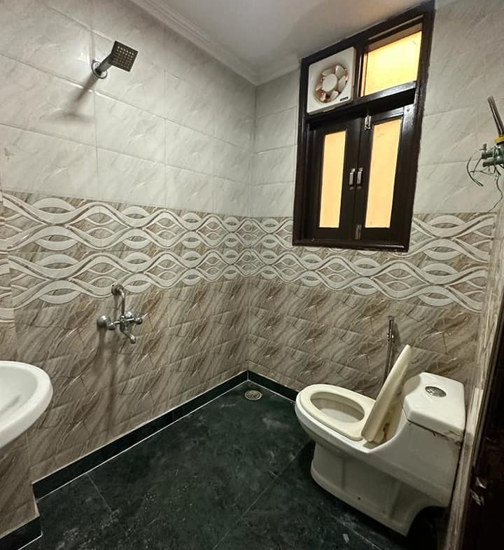 2BEDS FURNISHED FLAT FOR RENT IN SAKET AREA