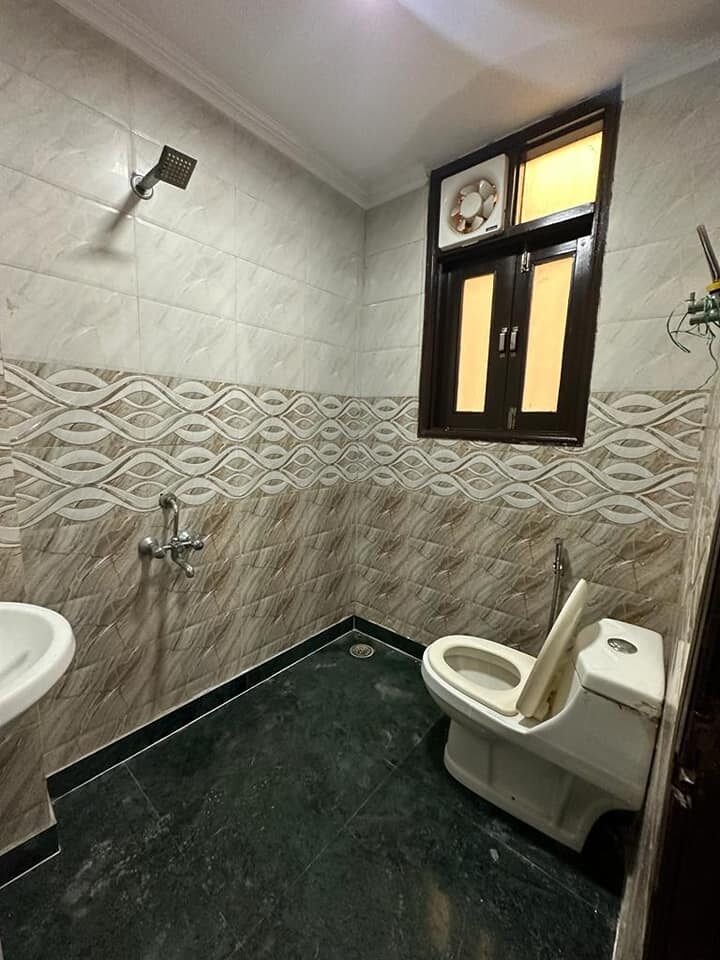 2BEDS FURNISHED FLAT FOR RENT IN SAKET AREA