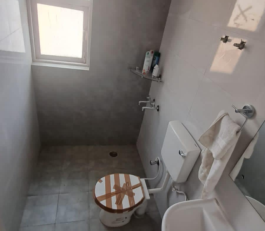 3 Beds 3 Baths Flat for Sale in Gr. Faridabad, Delhi NCR