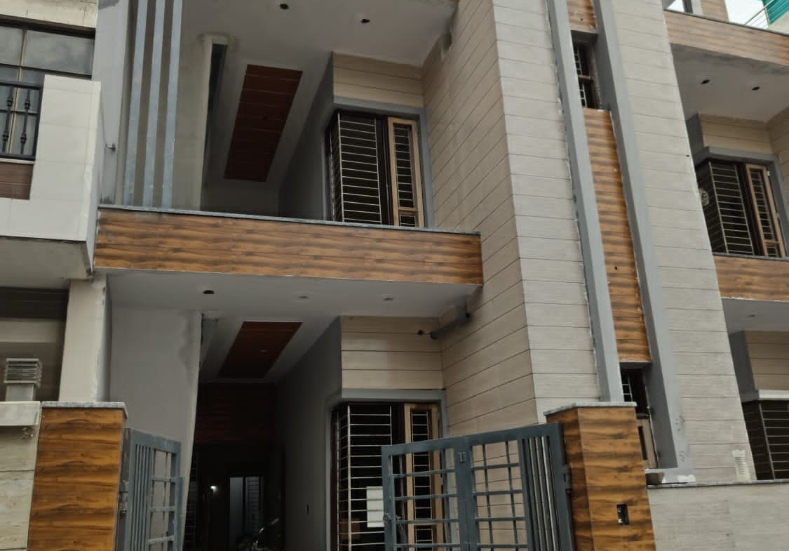 Newly built 3 Beds Flat for Sale in Chandigarh, Punjab