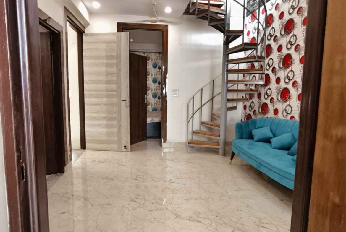 3 Beds 3 Baths – Apartment for Sale in Noida