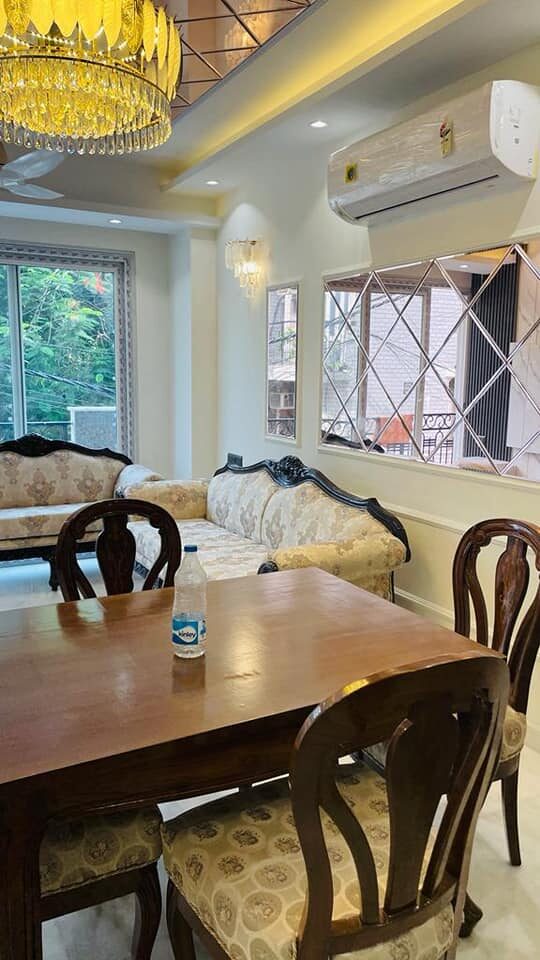 yp1 1st Floor 3Bed 3Bath flat for rent Furnished in Safdarjung enclave