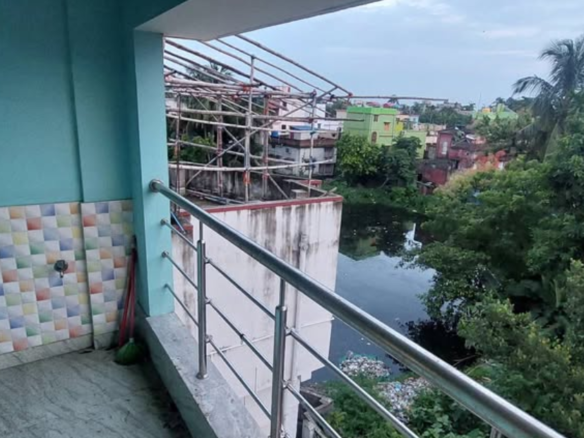 2 Beds and 2 Baths Flat for Rent in Kolkata