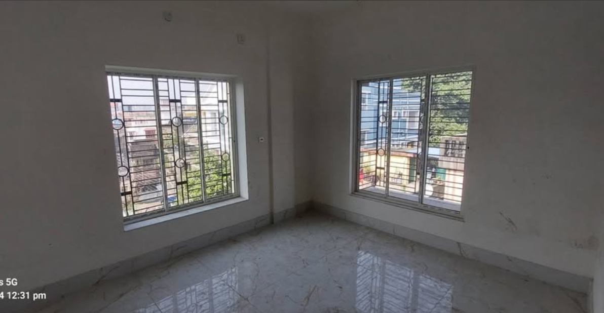 2 Beds and 2 Baths Flat for Sale in Kolkata