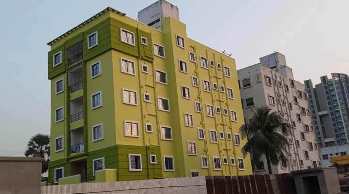 3 Beds and 3 Baths Flat for Sale in Kolkata