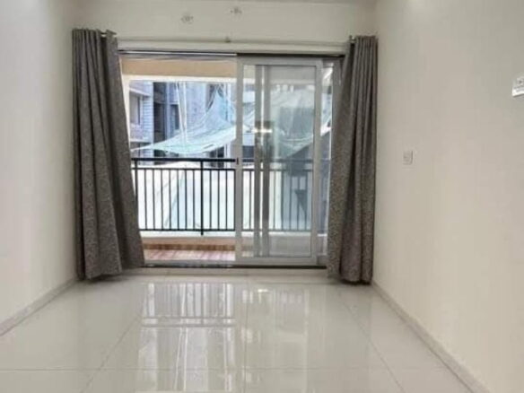 1 Bed and 1 Bath for Sale in Navi Mumbai.