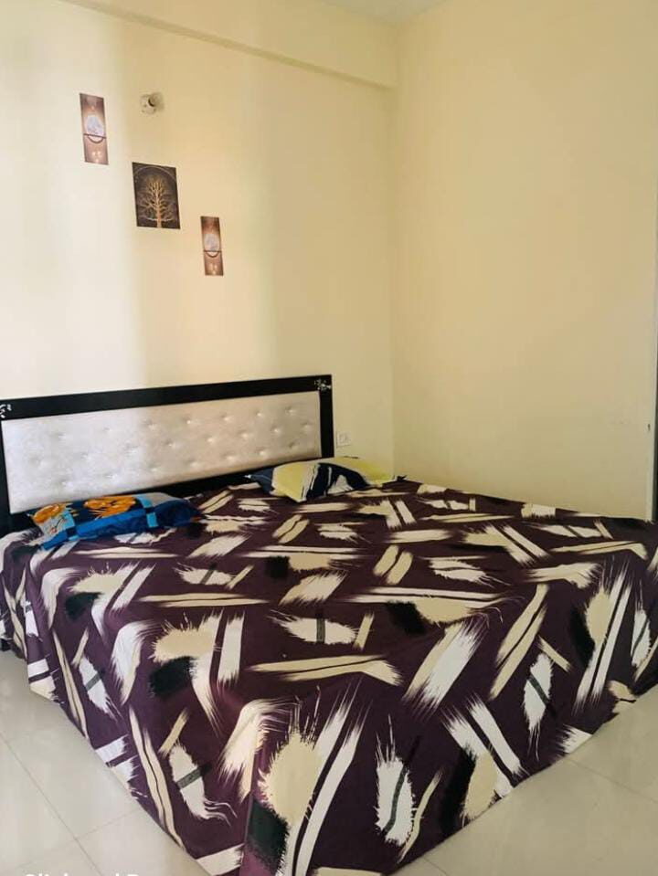 1 Bed and 1 Bath for Rent in Mohali.