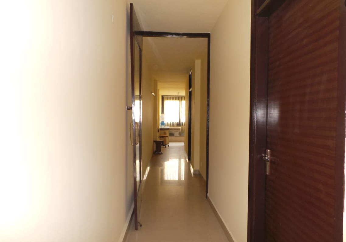1 2 Beds and 2 Baths Flat for Rent in New Delhi