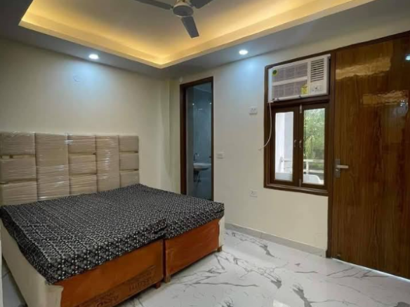 1 Bed and 1 Bath Flat for Rent in New Delhi