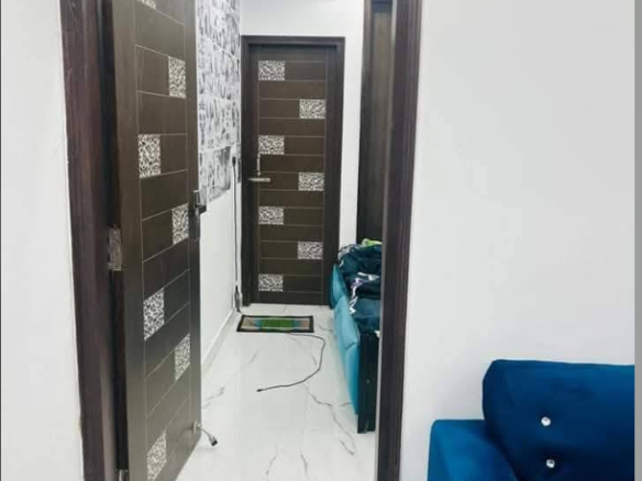 1 Bed and 1 Bath Flat for Rent in New Delhi