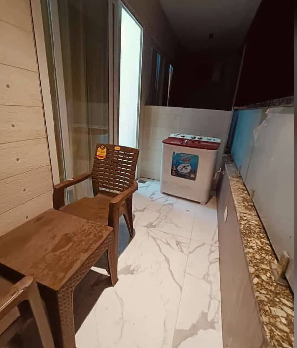 1 Bed and 1 Bath Flat for Rent in New Delhi