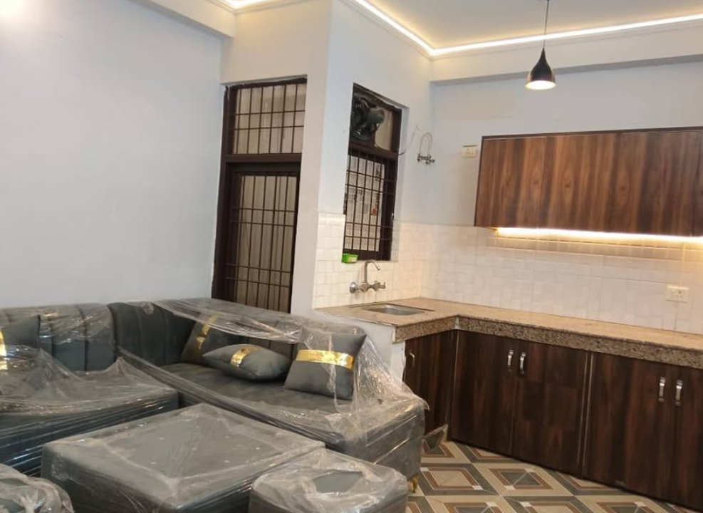 1 Bed and 1 Bath Flat for Rent in New Delhi
