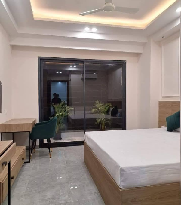 1 Bed and 1 Bath Flat for Rent in New Delhi