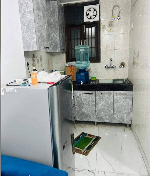 1 Bed and 1 Bath Flat for Rent in New Delhi