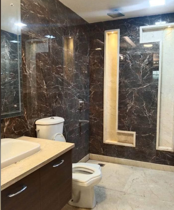 3 Beds and 3 Baths Flat for Rent in New Delhi