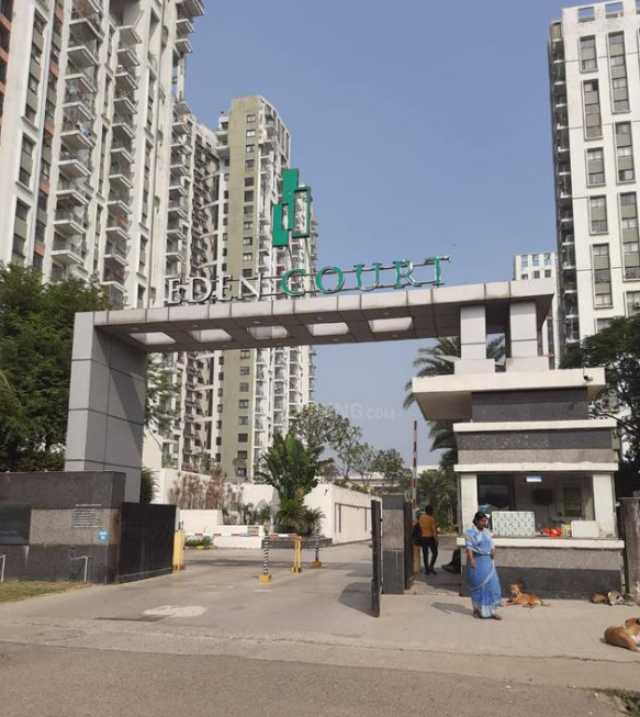 3 Beds and 3 Baths Flat for Sale in Kolkata