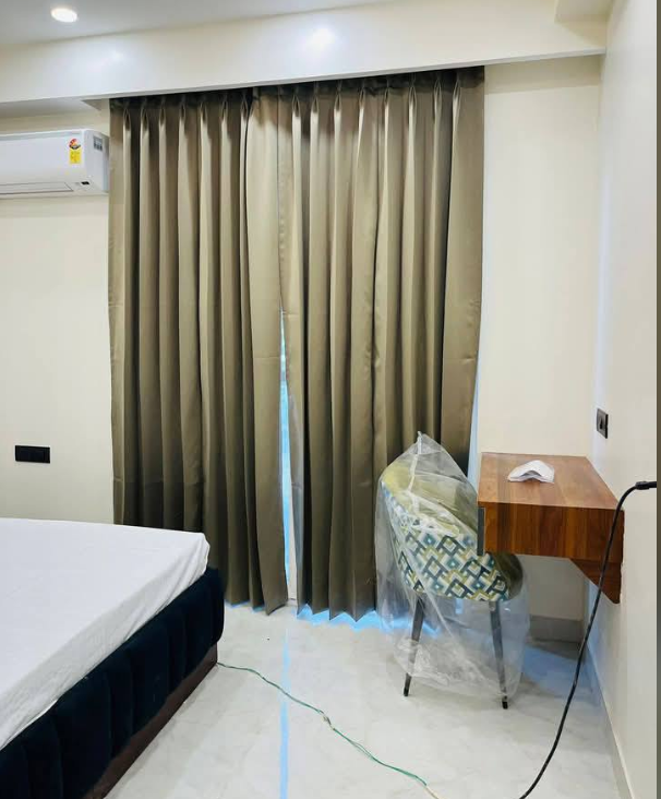1 Bed and 1 Bath Flat for Rent in New Delhi