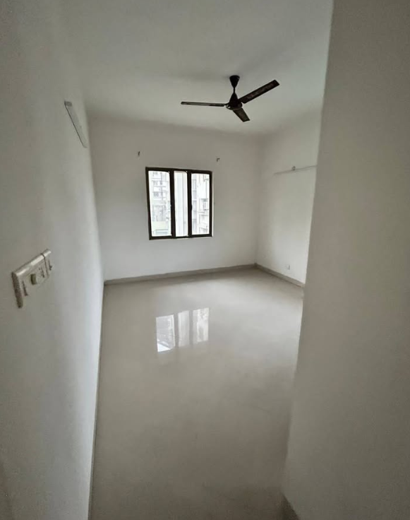 3 Beds and 3 Baths Flat for Sale in Kolkata