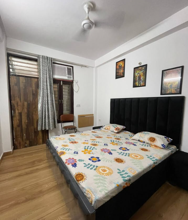 1 Bed and 1 Bath Flat for Rent in New Delhi