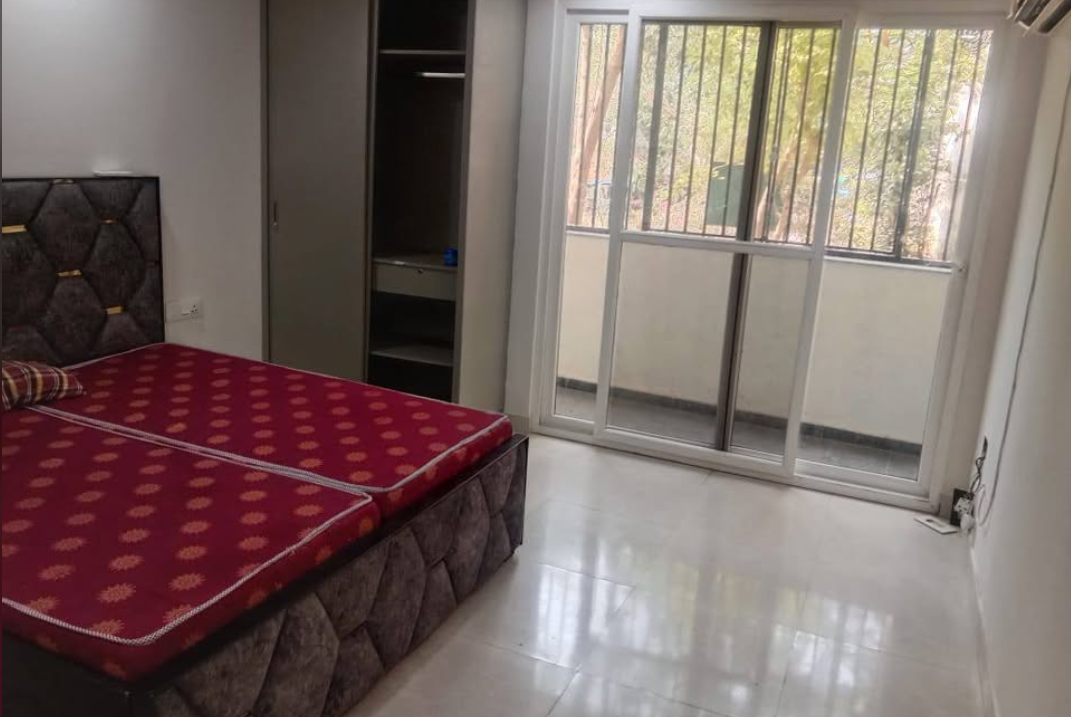 2 Beds and 2 Baths Flat for Rent in New Delhi