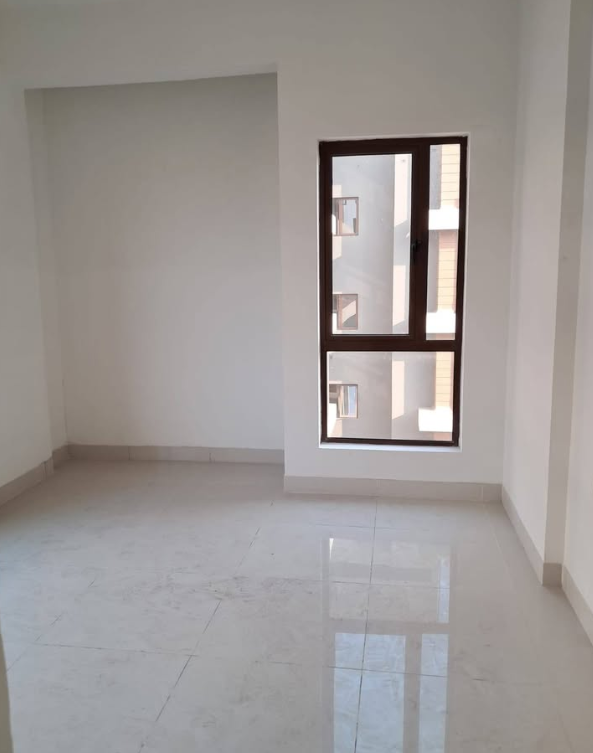 3 Beds and 3 Baths Flat for Sale in Kolkata