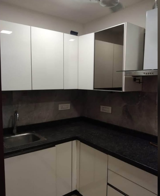 3 Beds and 3 Baths Flat for Rent in New Delhi