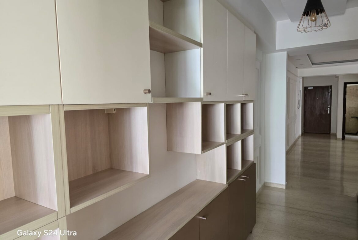 3 Beds and 3 Baths for Rent in Gurgaon.