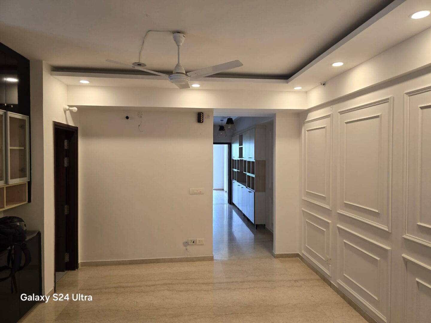 3 Beds and 3 Baths for Rent in Gurgaon.