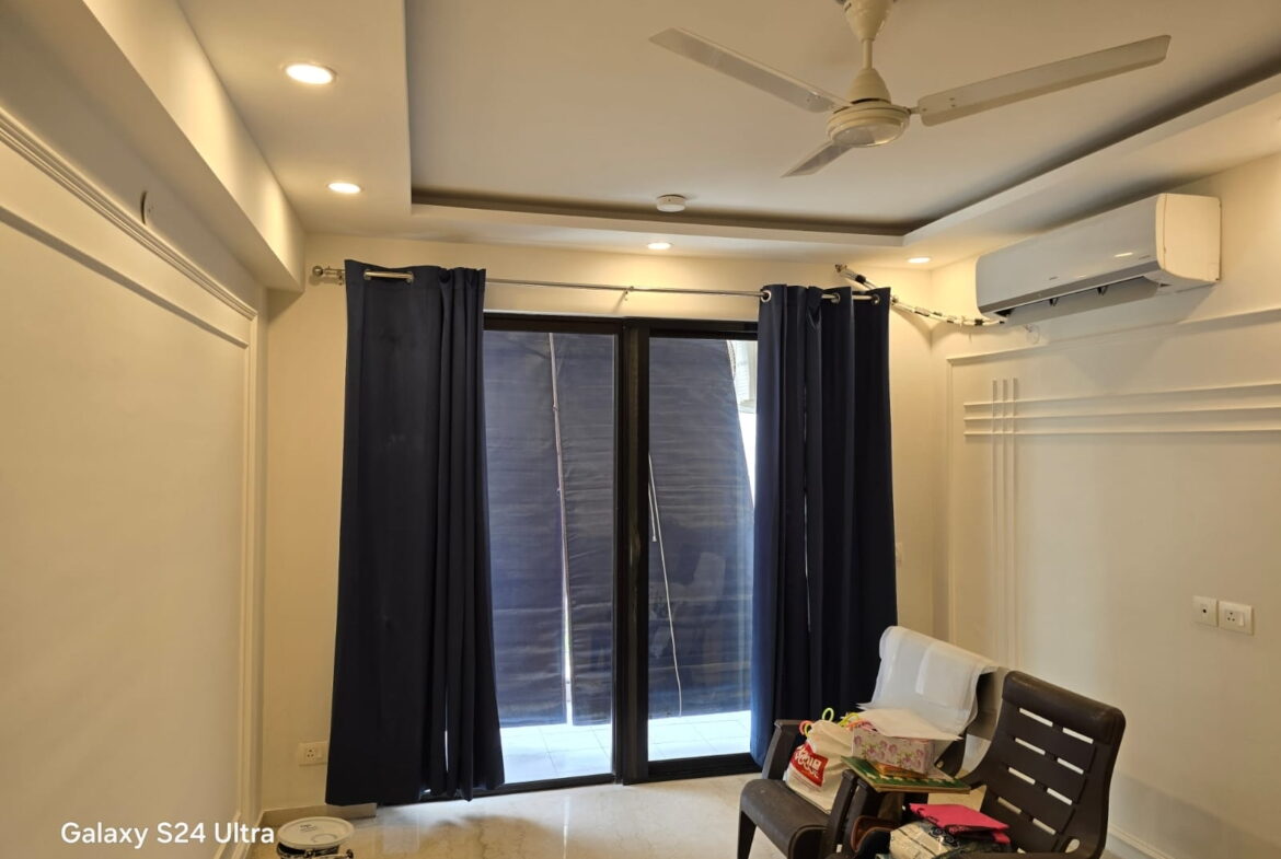 3 Beds and 3 Baths for Rent in Gurgaon.